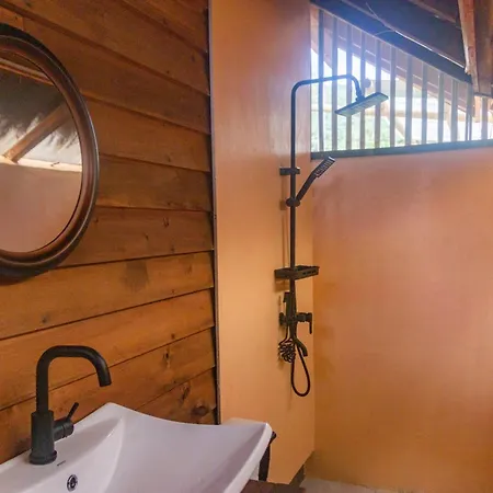 Eco Sanctuaries Nature Lodge Nacpan Beach, El Nido Room photo